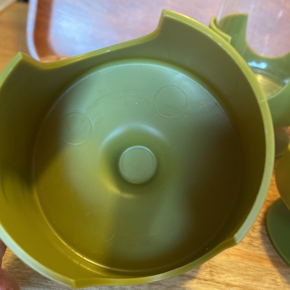 Glass-snap by Corning with avocado green holders set of 6 - Picture 6 of 9